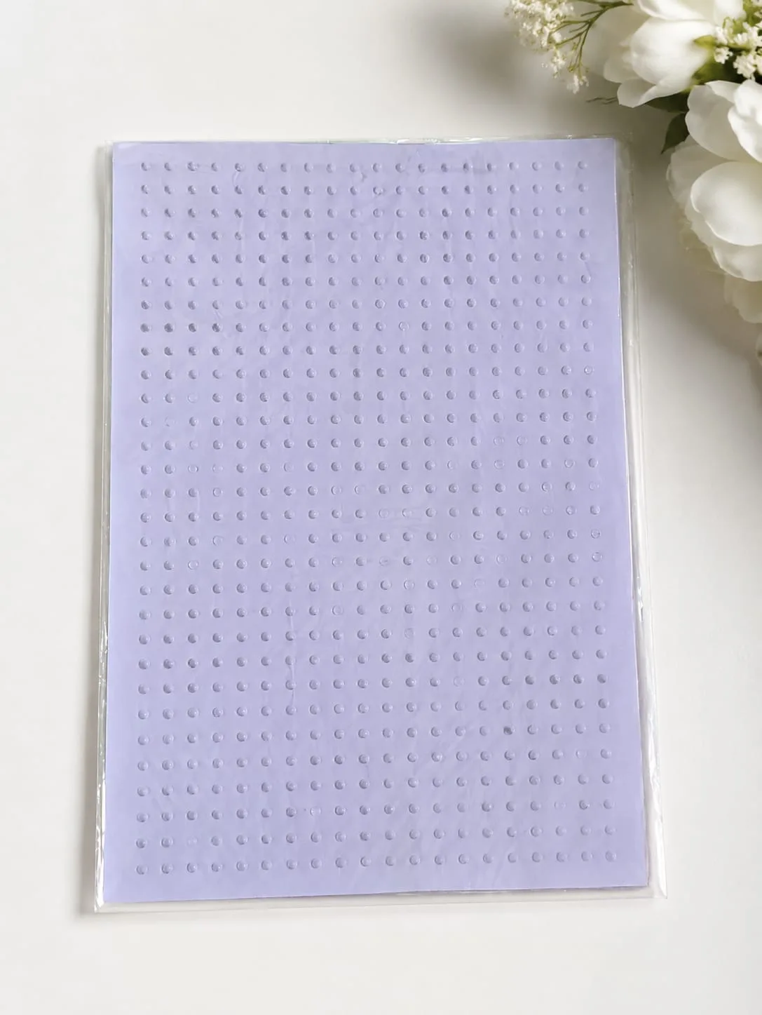 Hârtie perforată cu cerculețe 39 × 53 cm (set 10 coli)