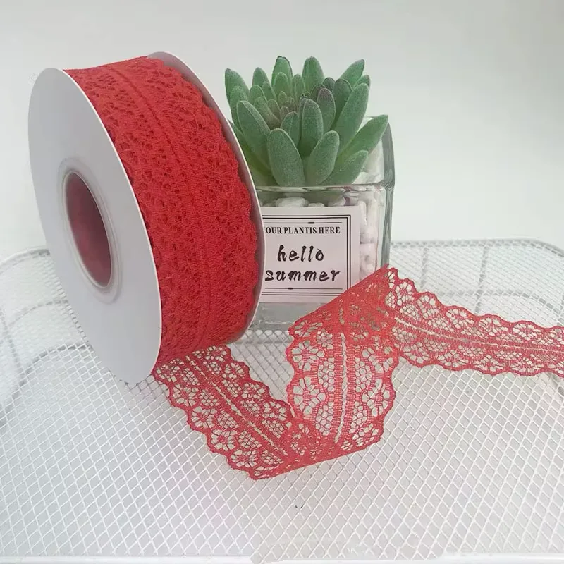 Panglică dantelă 3 cm × 45 m – Roșu