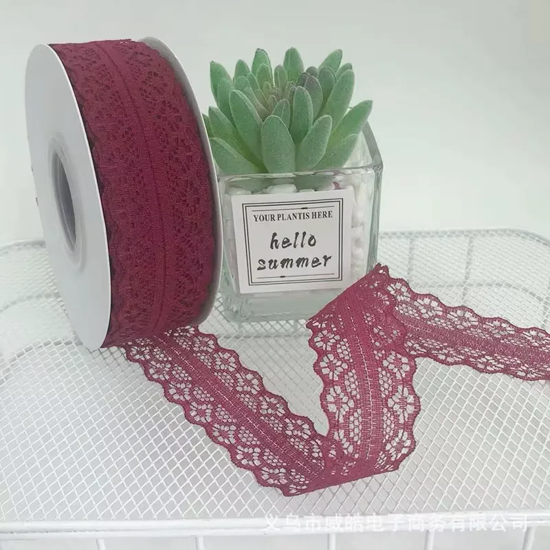Panglică dantelă 3 cm × 45 m – Roșu vin