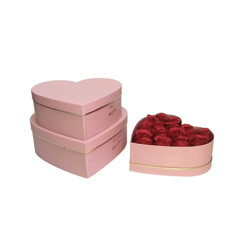 Set 3 cutii carton formă inimă – Roz