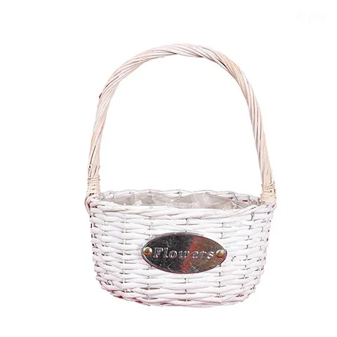 Coș oval împletit cu plăcuță decorativă