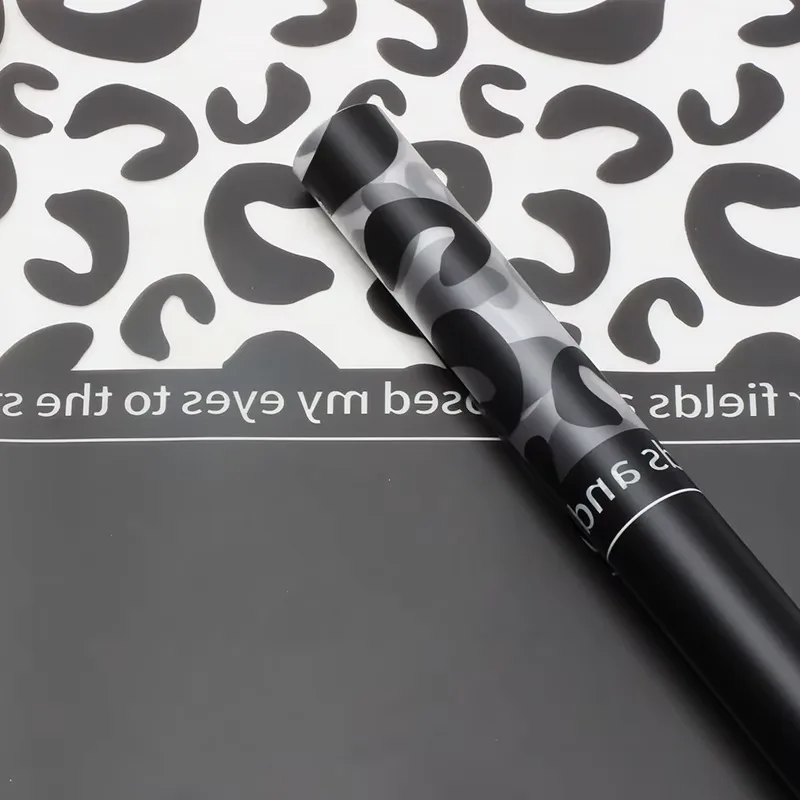 Ambalaj semitransparent cu model leopard pentru buchete (set 20 coli)