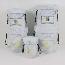 Set 5 cutii rotunde cu mâner din șnur